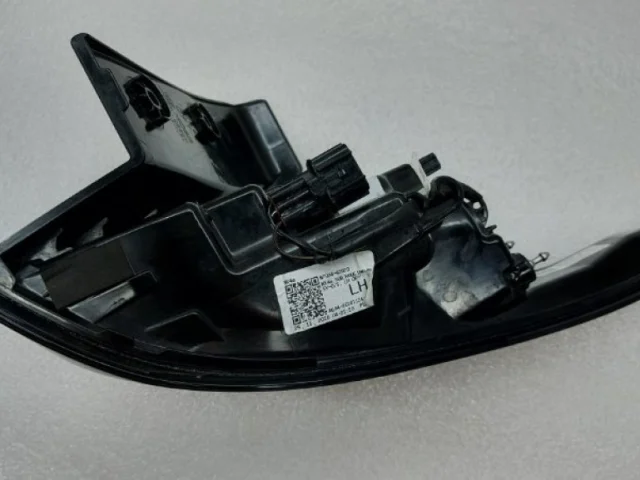 Фонарь левый для Hyundai Tucson NX4 2020+ на фотографиях