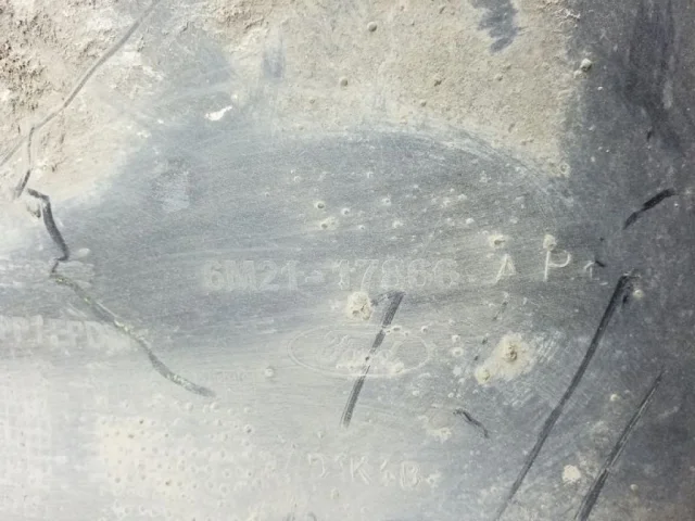 Бампер задний для Ford Galaxy CD340 2006-2015 на фотографиях