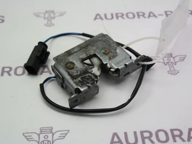 Замок капота левый для BMW X5 F15 (Ф15) 2013-2018 на фотографиях