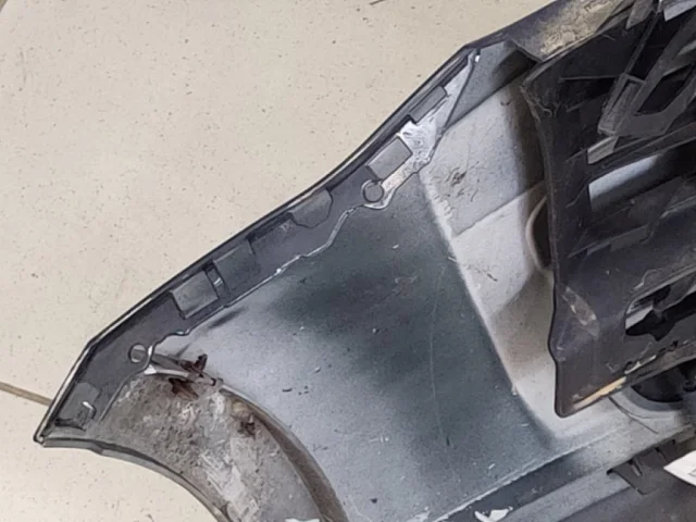 Бампер передний для Ford Galaxy CD340 2006-2015 на фотографиях