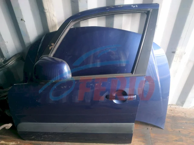 Двери для Suzuki SX4 2006-2009 на фотографиях