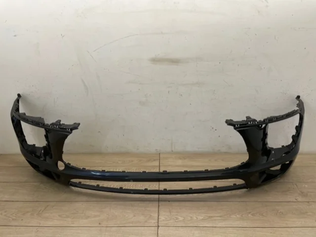 Бампер передний для Porsche Macan 95B 2014-2023 на фотографиях