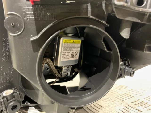 Фары для Citroen DS4 2011-2016 на фотографиях