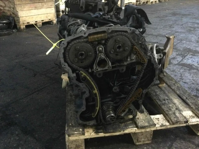 Двигатель для Ford Transit 2000-2006 Автобус на фотографиях