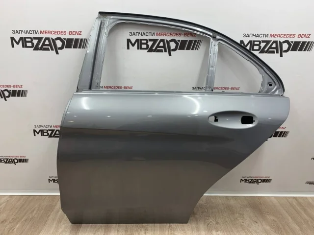Двери для Mercedes-Benz C class C205 2014-2020 на фотографиях