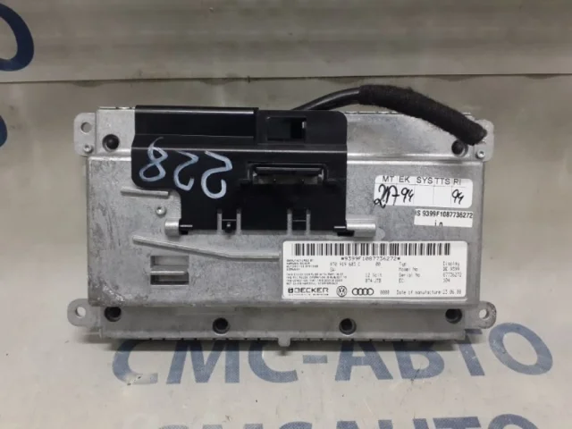 Монитор приборной панели для Audi A4 B8 2007-2015 на фотографиях