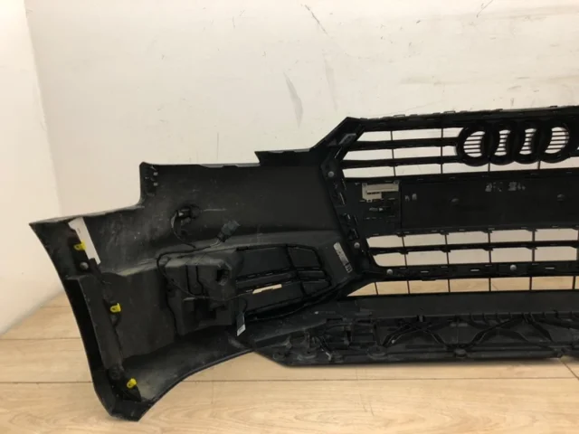 Решетка радиатора для Audi A4 B9 2015+ на фотографиях