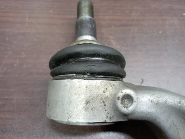 Рычаг передний правый нижний для BMW 5er Ф10 2010-2013 на фотографиях