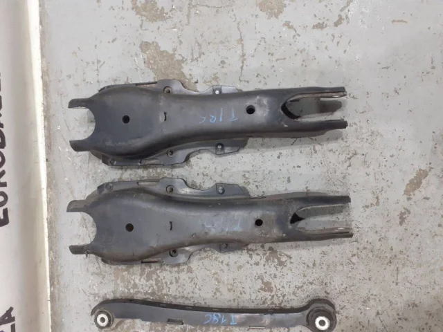 Рычаг задний правый нижний для Mercedes-Benz S class W220 1998-2005 на фотографиях