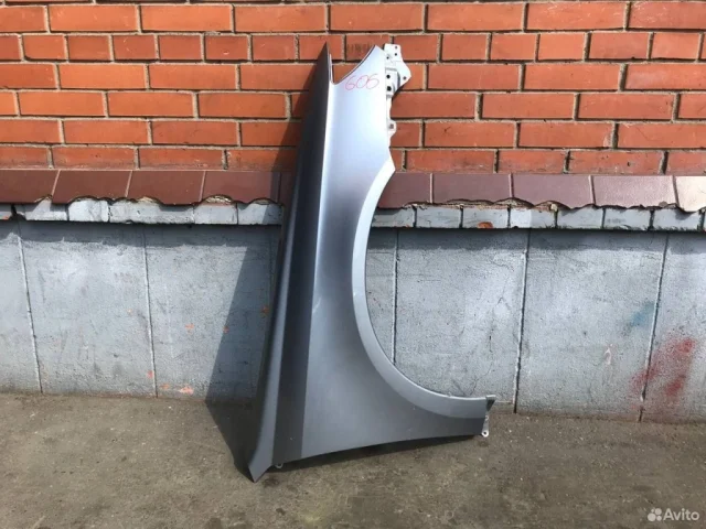 Крылья для Subaru Legacy BL/B13 2003-2009 на фотографиях