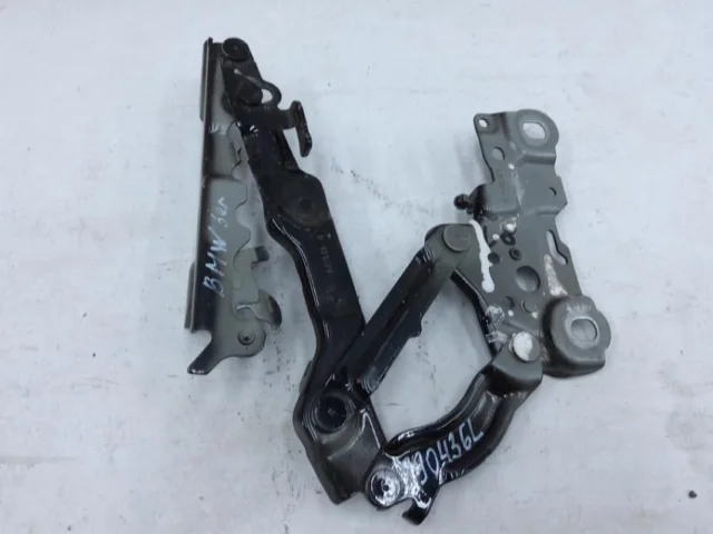 Петля капота левая для BMW 3er G20 2018+ на фотографиях