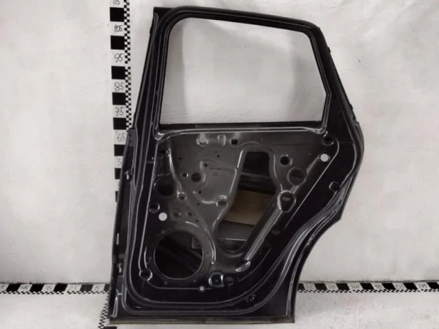 Дверь задняя правая для Porsche Macan 95B 2014-2023 на фотографиях