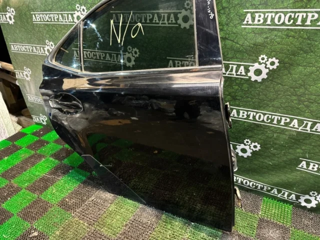 Двери для Lexus IS Седан AVE30-AEXLH 2013-2015 на фотографиях