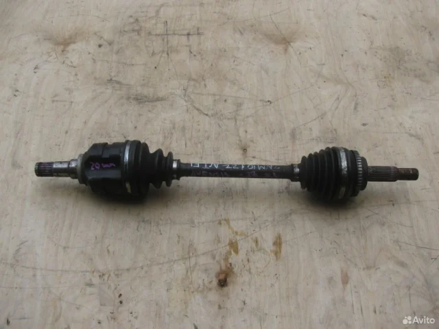 Привод передний левый для Toyota Avensis Седан T220 1997-2003 на фотографиях