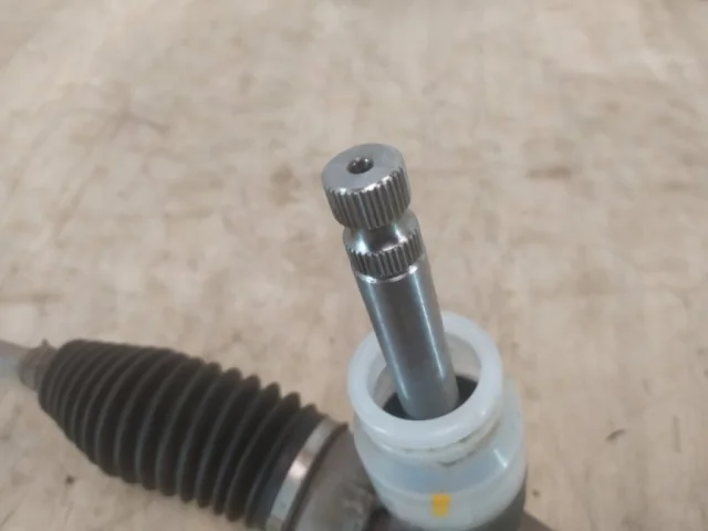 Рулевая рейка для Mitsubishi Outlander III 3 rest GF0W 2018-2022 на фотографиях