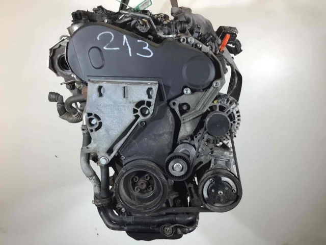 Двигатель без навесного для Volkswagen Caddy IV (2K) 2015-2020 на фотографиях