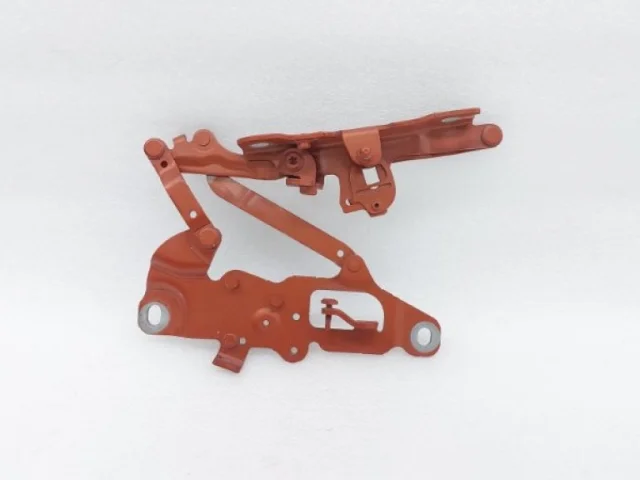 Петля капота левая для BMW 5er Ф10 Rest. 2014-2017 на фотографиях