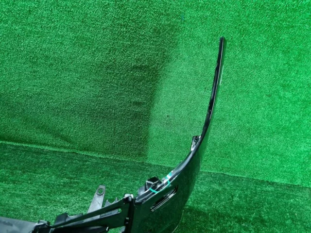 Бампер передний для Toyota Land Cruiser J300 2021+ на фотографиях