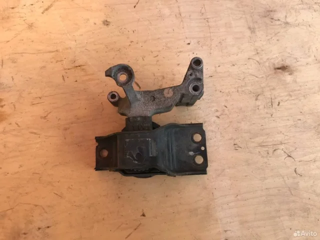Подушка двигателя передняя правая верхняя для Nissan Qashqai J10 2006-2013 на фотографиях