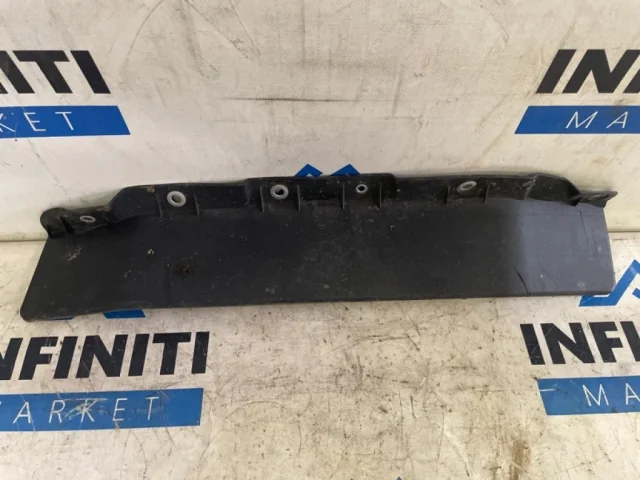 Усилитель переднего бампера для Infiniti QX 80 2013-2022 на фотографиях