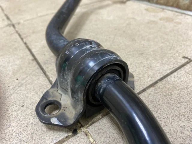 Стойка стабилизатора передняя для Hyundai Tucson NX4 2020+ на фотографиях