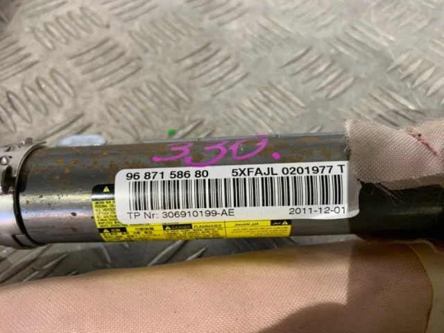 Шторка безопасности правая для Citroen C4 Хэтчбек 2010-2016 на фотографиях