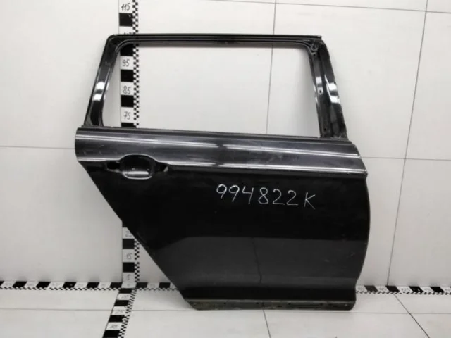 Дверь задняя правая для Volkswagen Passat (B8) Variant 2014-2019 на фотографиях