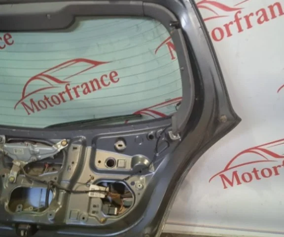 Крышка багажника для Nissan Almera N16 Хэтчбек 3dr 2000-2006 на фотографиях