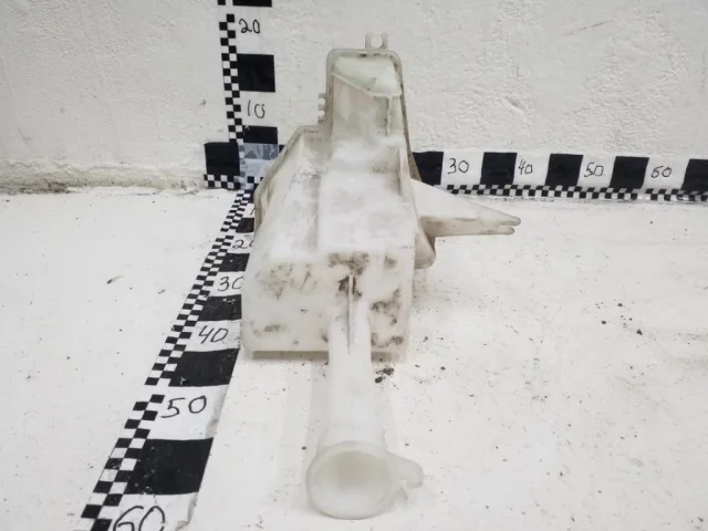 Бачок стеклоомывателя передний для Hyundai Creta 2 SU2 2021+ на фотографиях