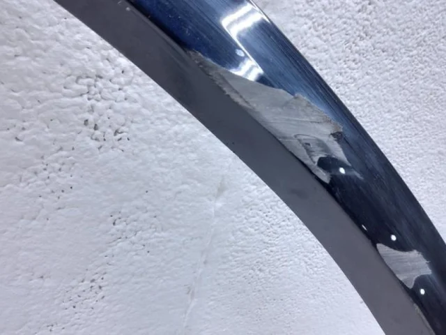 Молдинг крыла передний левый для Volkswagen Touareg III (CR) 2018+ на фотографиях