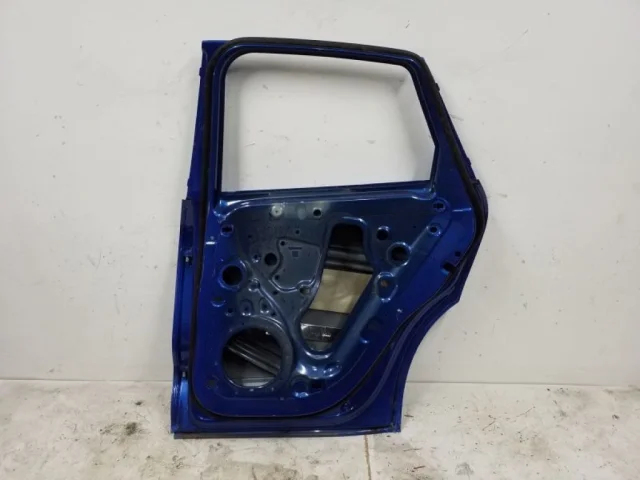 Дверь задняя правая для Porsche Macan 95B 2014-2023 на фотографиях