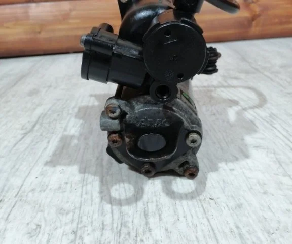 Компрессор пневмоподвески задний для Mercedes-Benz S class W222 2013-2017 на фотографиях