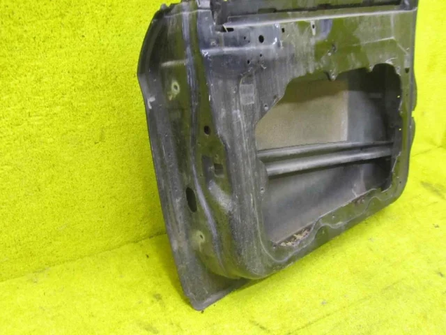 Дверь передняя правая для Ford Kuga CBV 2008-2013 на фотографиях