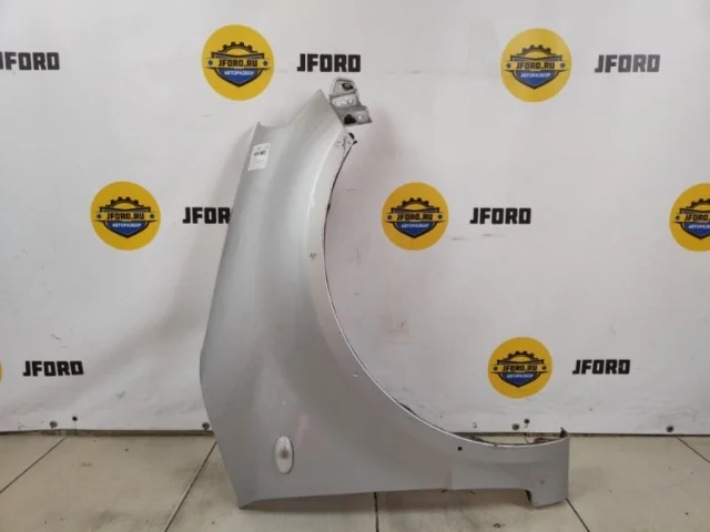 Крыло правое для Suzuki SX4 2006-2009 на фотографиях