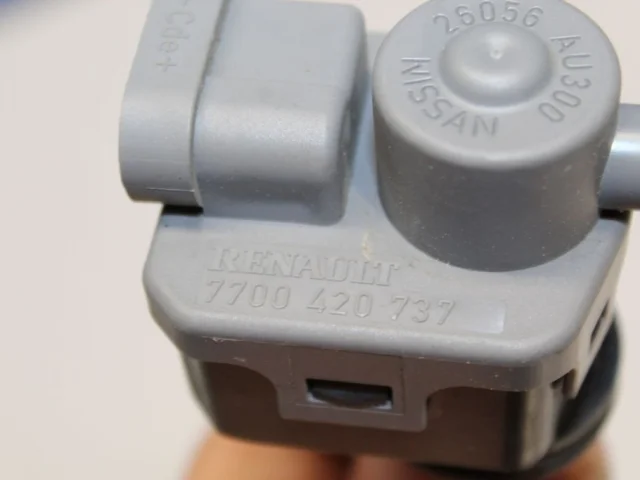 Моторчик корректора фары для Nissan Almera N16 Седан 2000-2006 на фотографиях