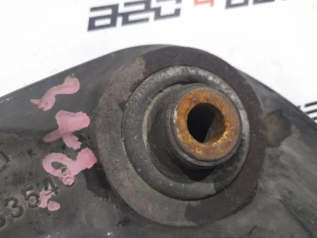 Рычаг передний левый нижний для Citroen C4 Хэтчбек 2010-2016 на фотографиях