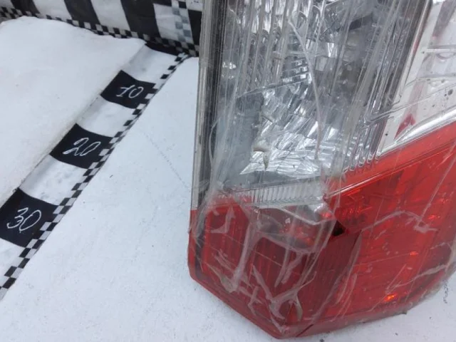 Фонарь правый для Ford Transit 2006-2013 Фургон на фотографиях