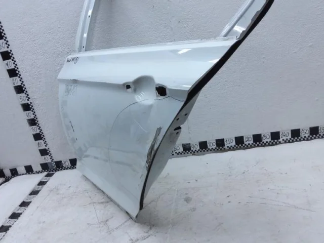 Дверь задняя левая для Volkswagen Passat (B8.5) 2019+ на фотографиях