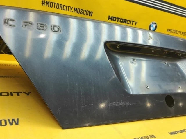 Двери для Mercedes-Benz C class W202 1993-2001 на фотографиях