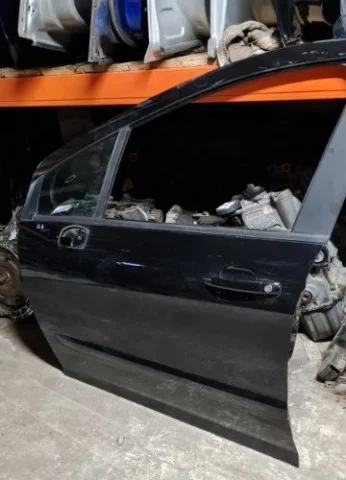 Накладка на дверь передняя левая для Peugeot 308 T7 Хэтчбек 2007-2014 на фотографиях