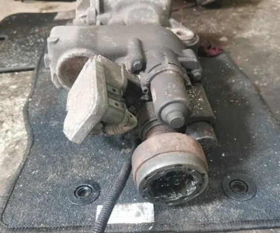 Редуктор заднего моста для Ford Kuga CBV 2008-2013 на фотографиях