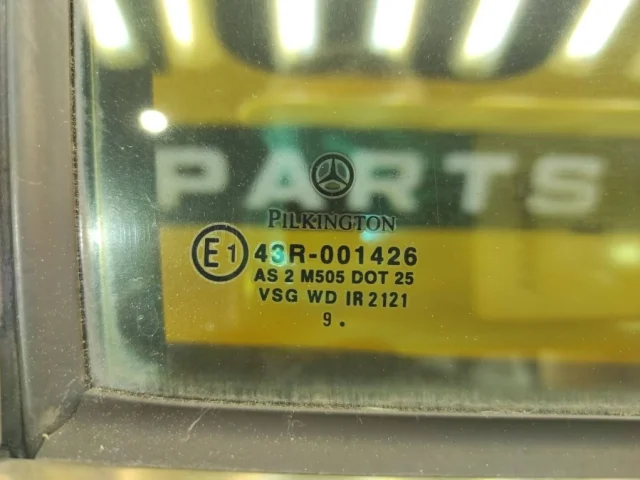 Дверь передняя правая для Mercedes-Benz S class W220 1998-2005 на фотографиях