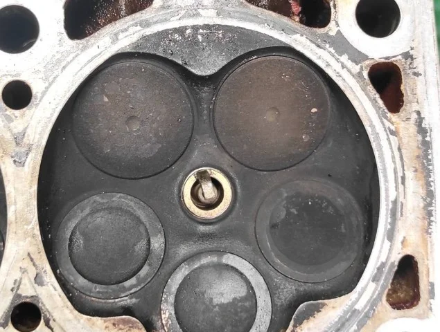 ГБЦ для Audi A4 B6 Кабриолет 2000-2004 на фотографиях