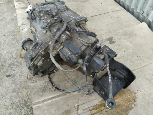 Раздатка для Mitsubishi Pajero V70 5dr (JDM) 1999-2006 на фотографиях