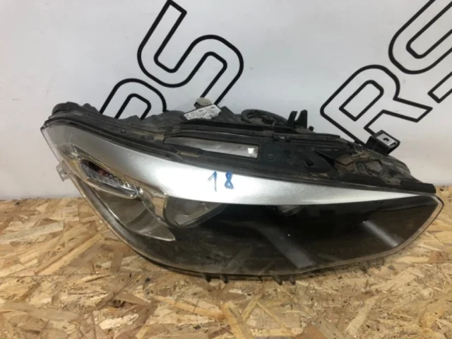 Фара правая для BMW 1er Ф20 2011-2015 на фотографиях