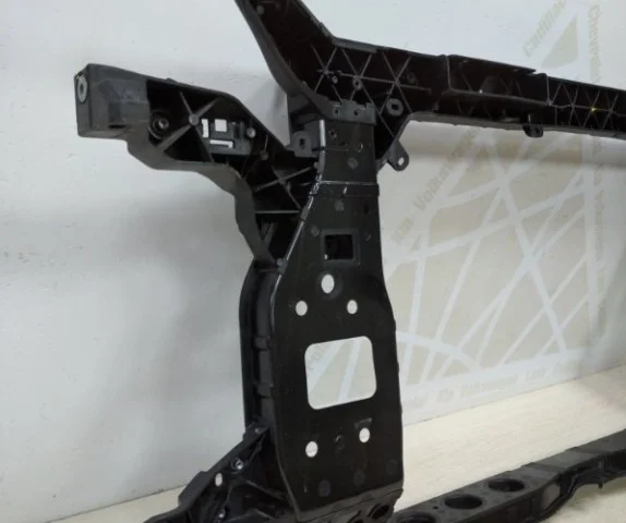 Панель радиатора (телевизор) для Hyundai Tucson NX4 2020+ на фотографиях