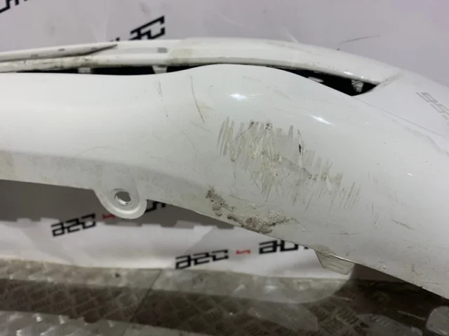 Бампер передний для Citroen C4 Седан 2010-2016 на фотографиях