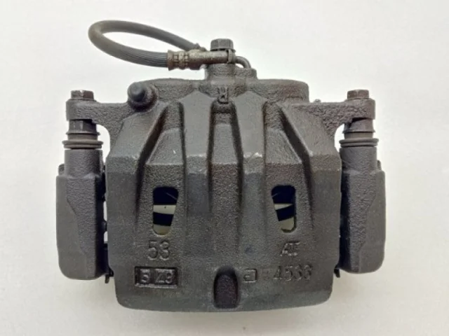 Суппорт передний правый для Lexus RX GGL10,15,16W, GYL10,15,16W (JDM) 2009-2014 на фотографиях