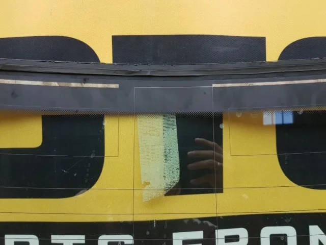 Стекло заднее для BMW 7er Е38 1994-2001 на фотографиях