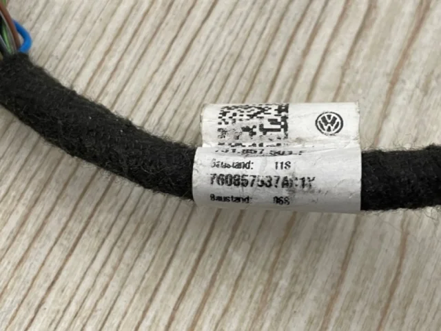 Зеркало боковое левое для Volkswagen Touareg III (CR) 2018+ на фотографиях